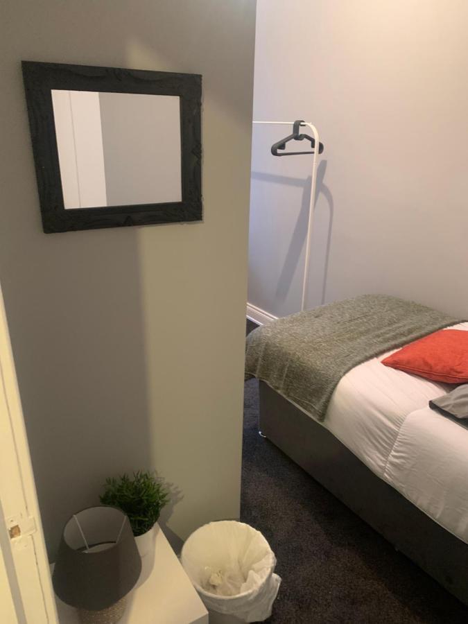2 Bedroom Cheerful House Close To City Center Belfast Eksteriør bilde