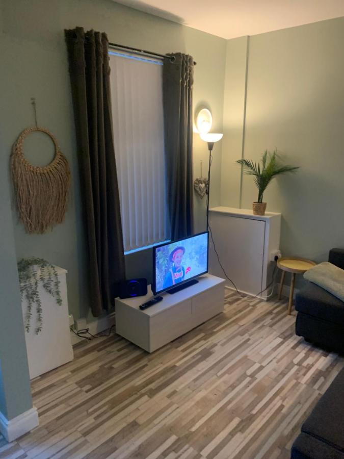 2 Bedroom Cheerful House Close To City Center Belfast Eksteriør bilde