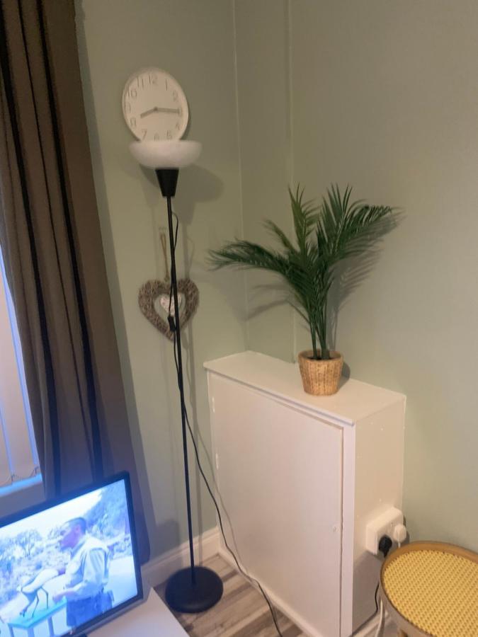 2 Bedroom Cheerful House Close To City Center Belfast Eksteriør bilde