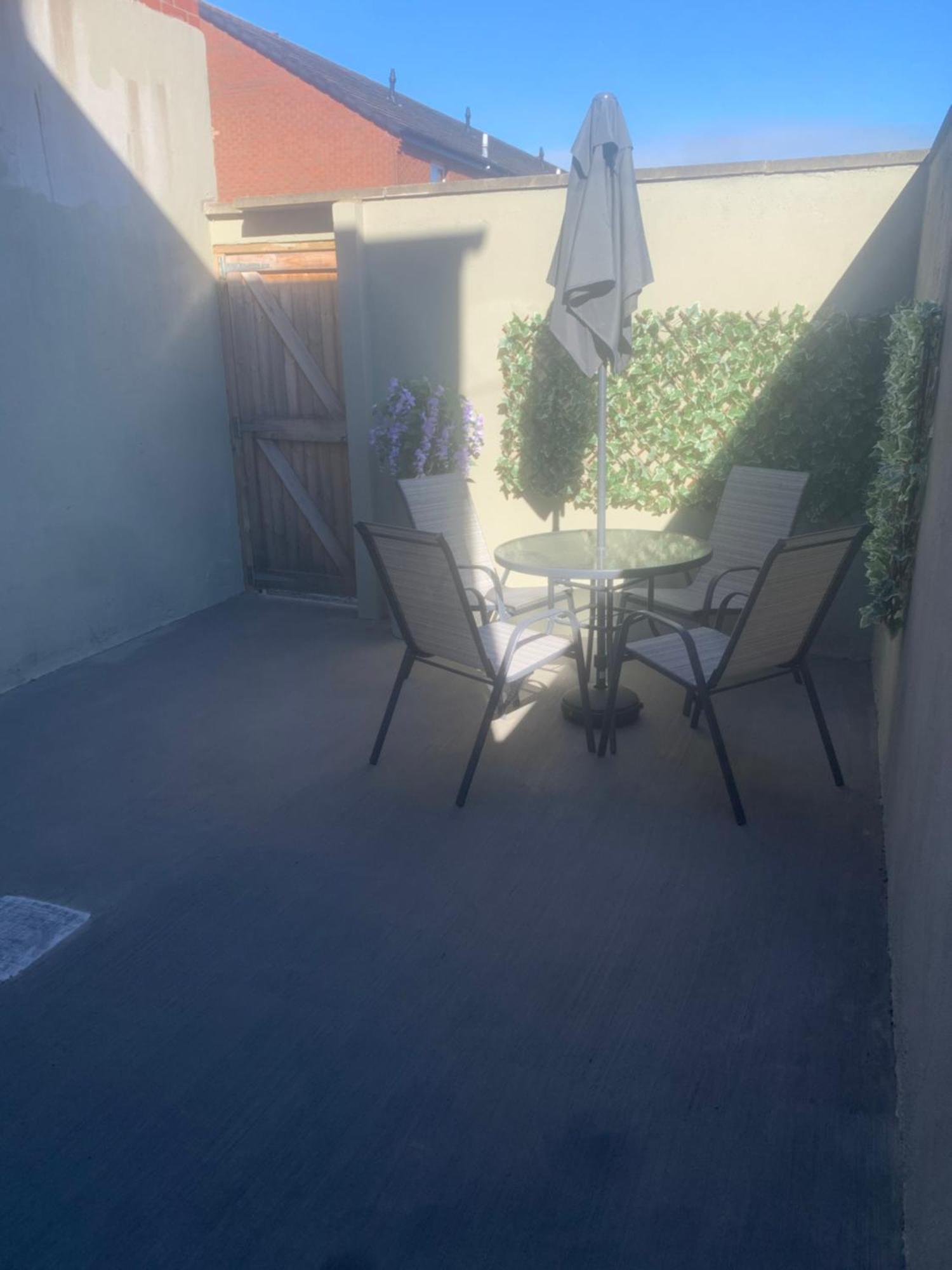 2 Bedroom Cheerful House Close To City Center Belfast Eksteriør bilde